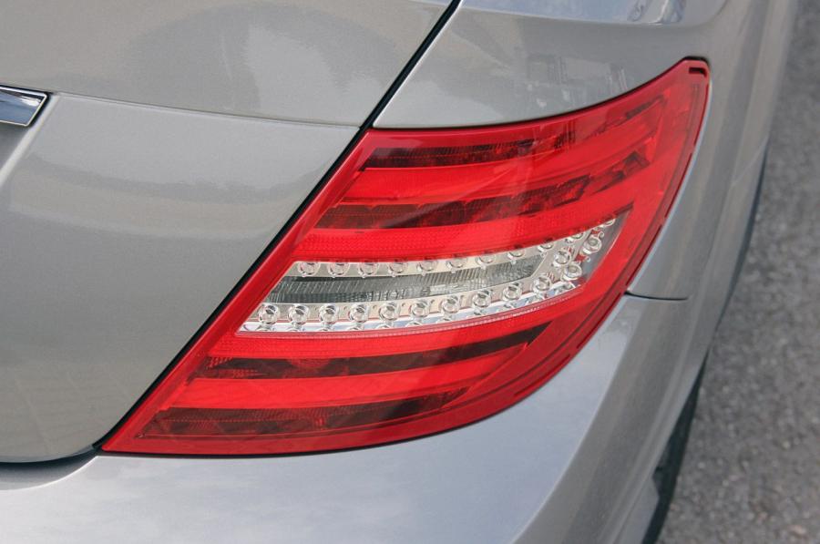  Mercedes-Benz C-Class Coupe 2012 года  (фото 41 из 99)